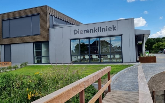 1 Foto dierenkliniek steenbergen